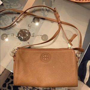 Tory Burch Crossbody clutch